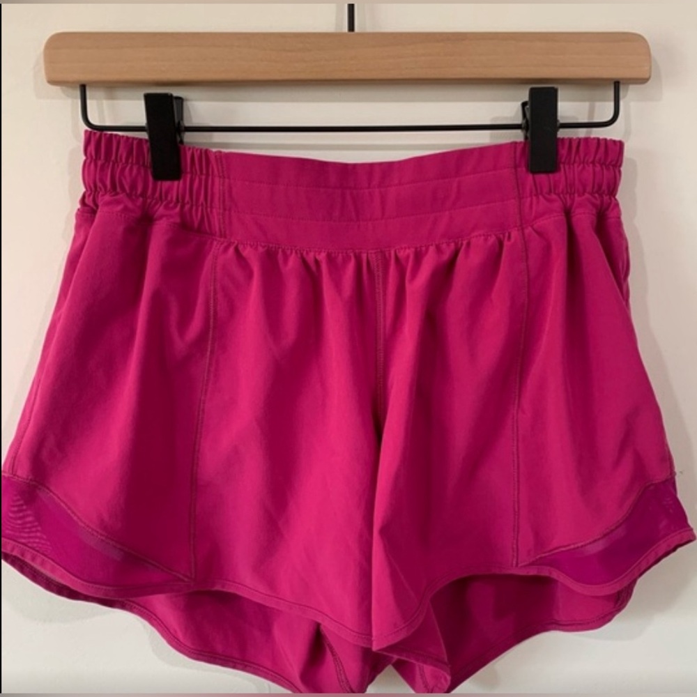 Lululemon Hottie Hot Shorts in Pink Size 8